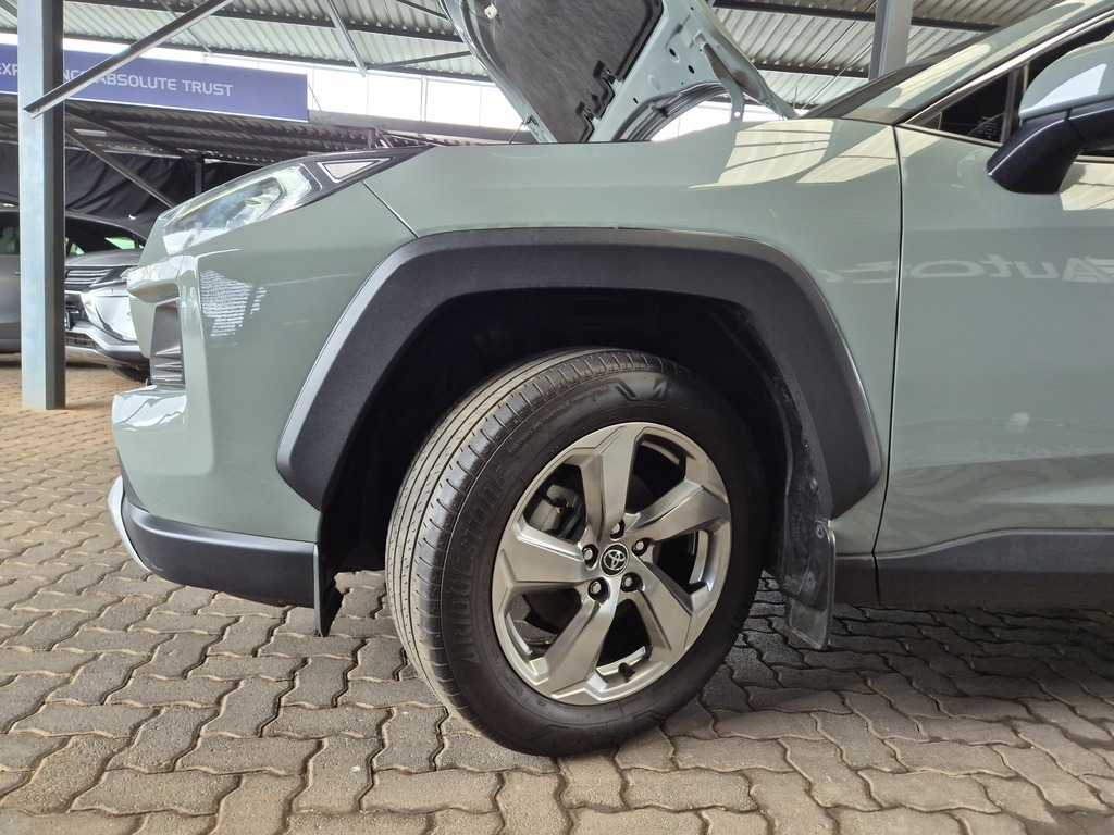 TOYOTA RAV 4 RAV4 2.0 GX-R CVT AWD - 17