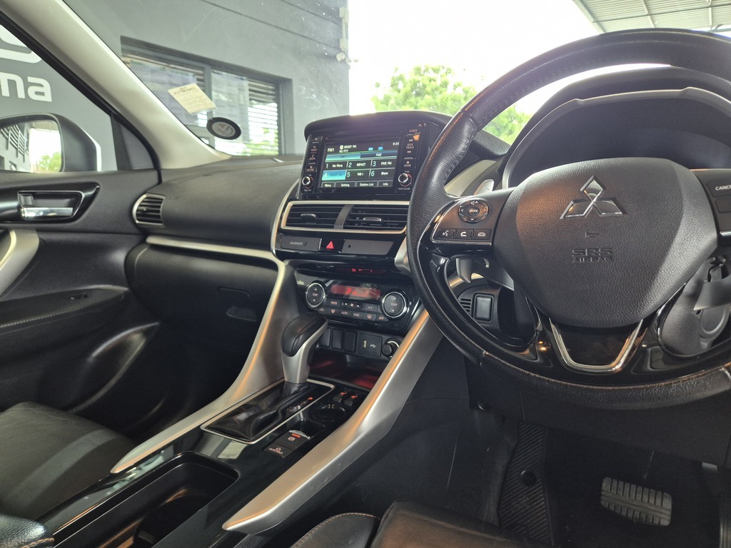 MITSUBISHI ECLIPSE CROSS ECLIPSE CROSS 2.0 GLS CVT - 16