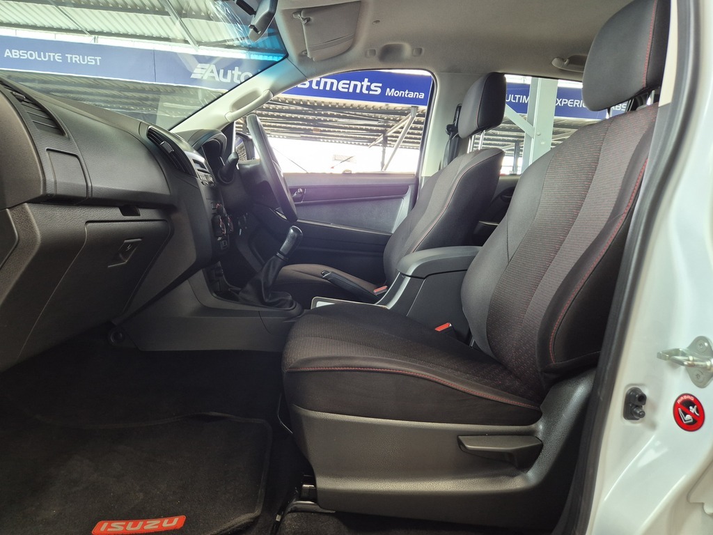 ISUZU D-MAX D-MAX 250 HO HI-RIDER D/C P/U - 10