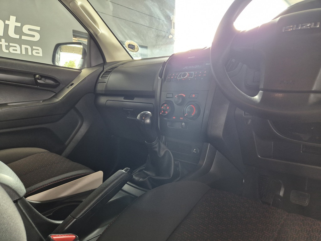 ISUZU D-MAX D-MAX 250 HO HI-RIDER D/C P/U - 15