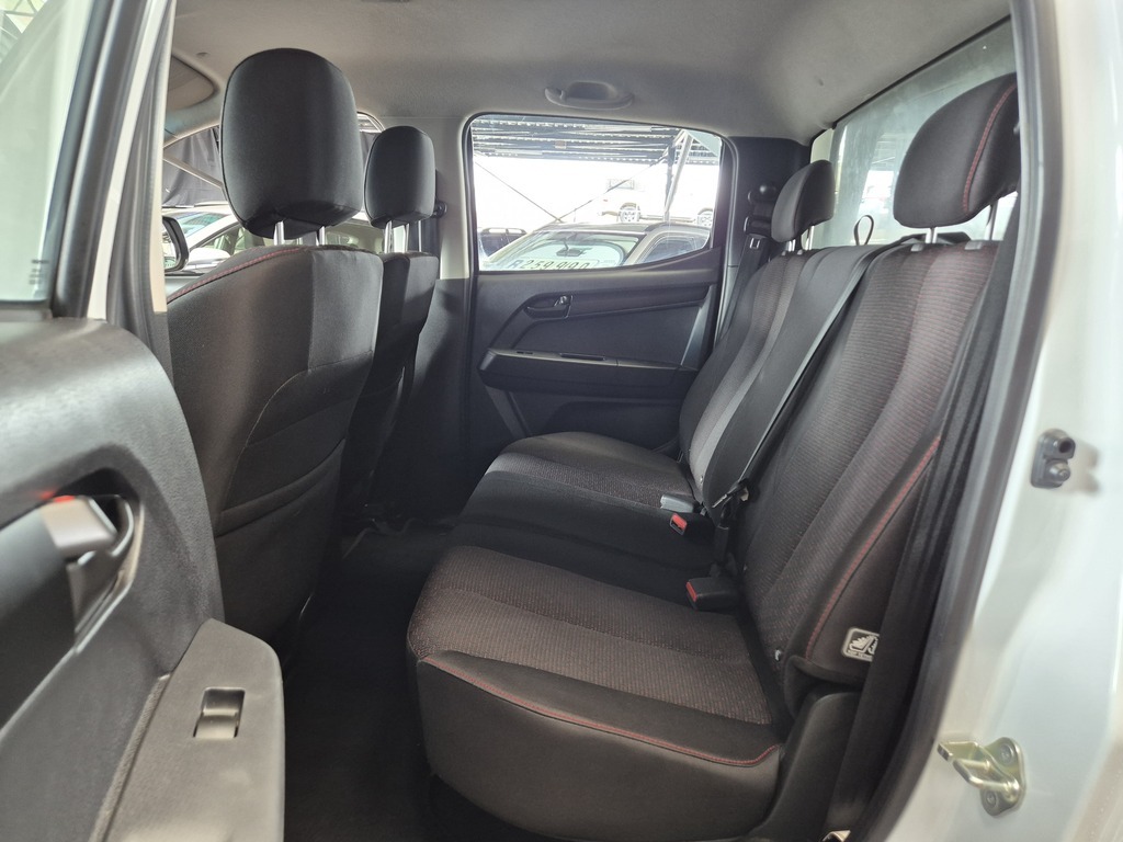 ISUZU D-MAX D-MAX 250 HO HI-RIDER D/C P/U - 8