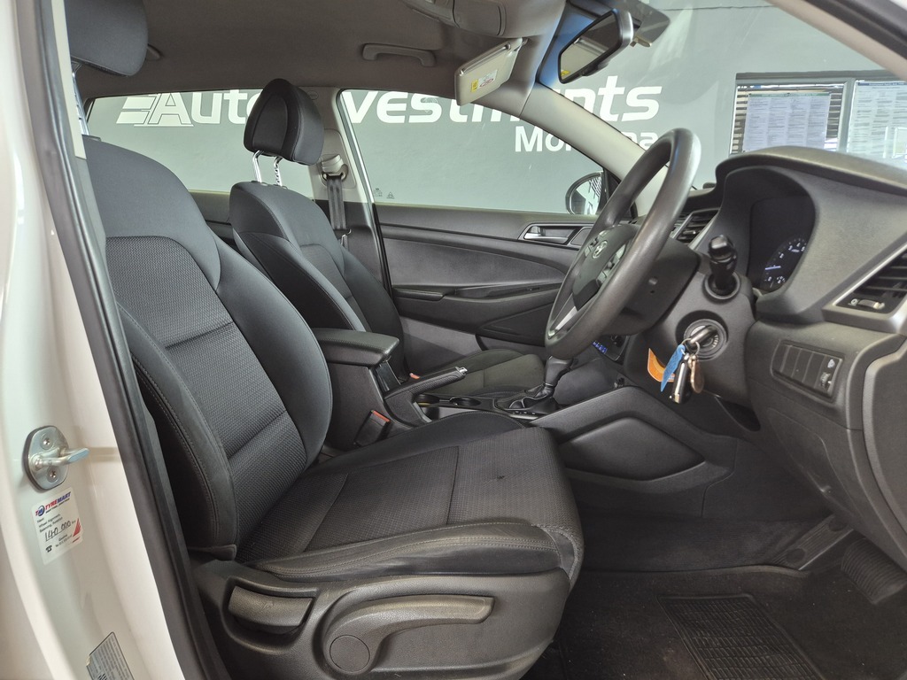 HYUNDAI TUCSON TUCSON 2.0 PREMIUM A/T - 11