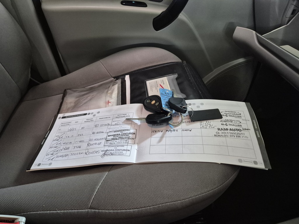 MAHINDRA SCORPIO SCORPIO 2.2 M HAWK 8 SEAT (S10) - 13