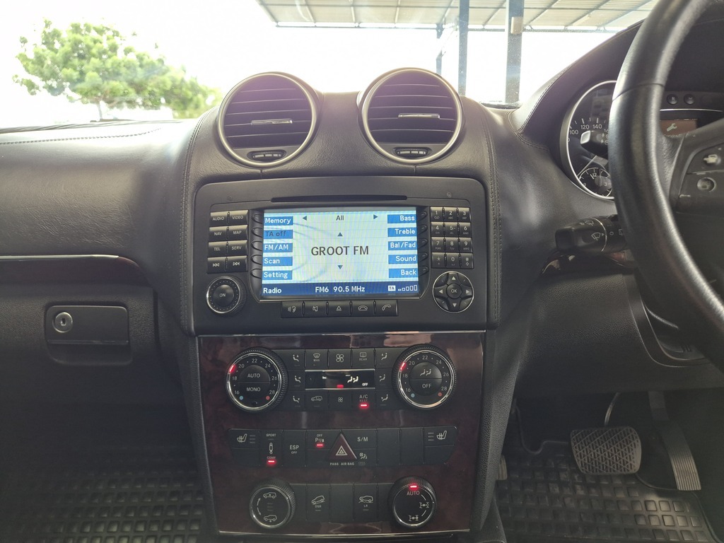 MERCEDES-BENZ GL CLASS GL 500 - 13