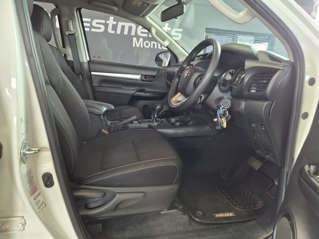 TOYOTA HILUX HILUX 2.4 GD-6 RB RAIDER A/T P/U D/C - 11