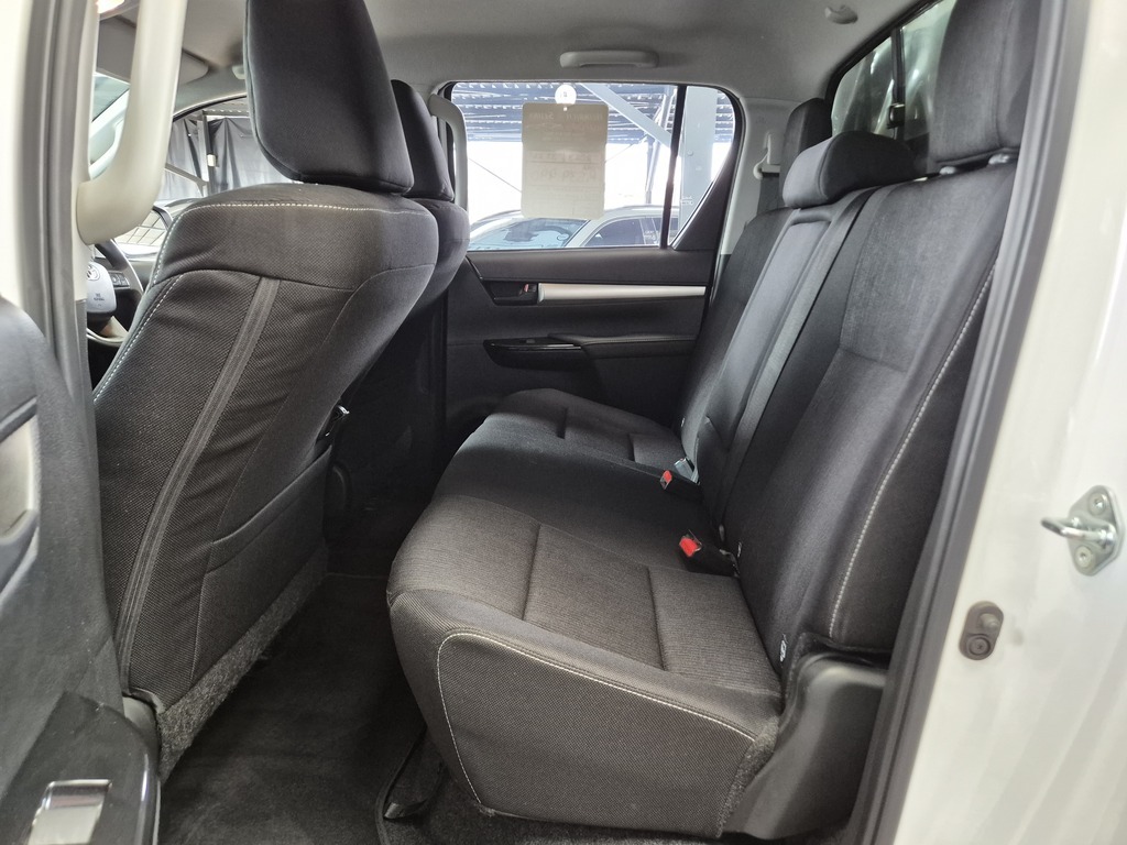 TOYOTA HILUX HILUX 2.4 GD-6 RB RAIDER A/T P/U D/C - 8