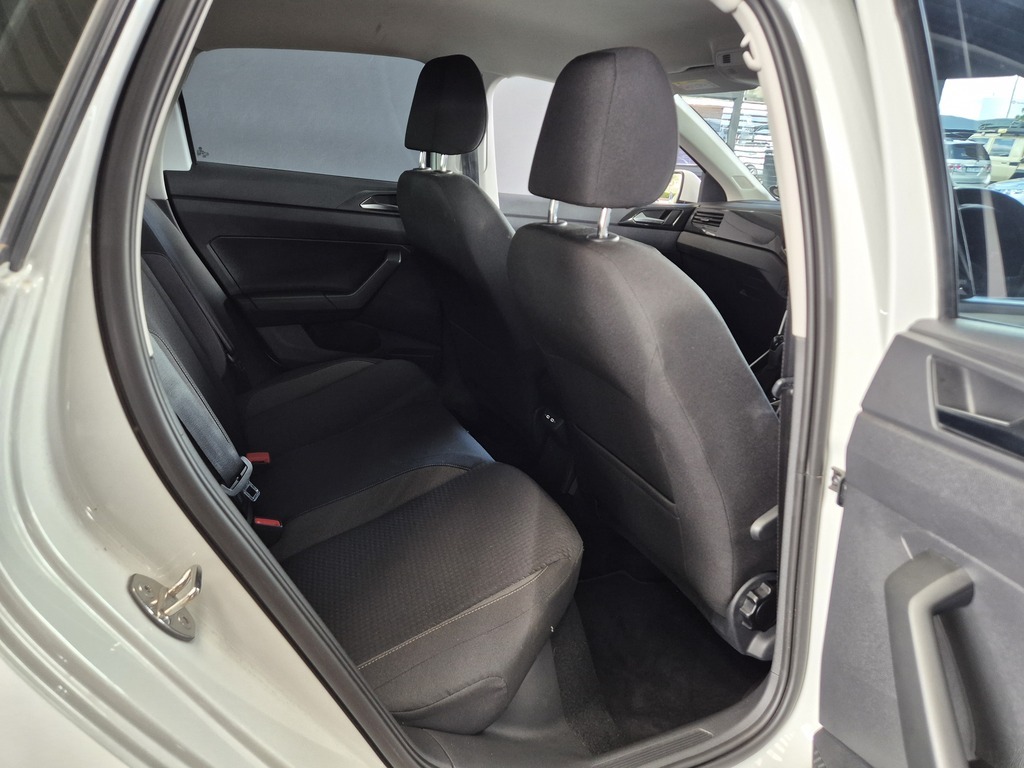 VOLKSWAGEN POLO POLO 1.0 TSI LIFE DSG - 7
