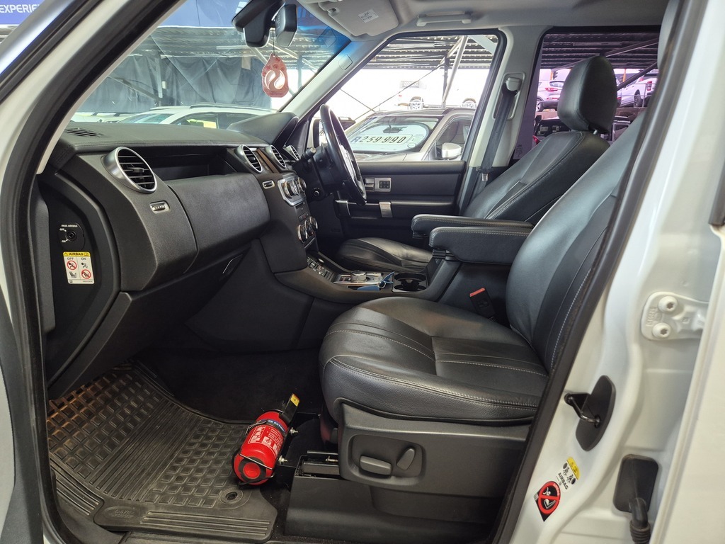 LAND ROVER DISCOVERY DISCOVERY 4 3.0 TD/SD V6 SE - 11