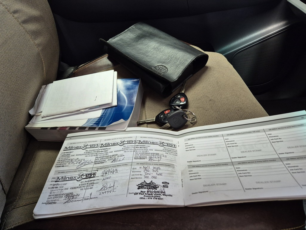 TOYOTA HILUX HILUX 3.0 D-4D HERITAGE R/B P/U D/C - 13