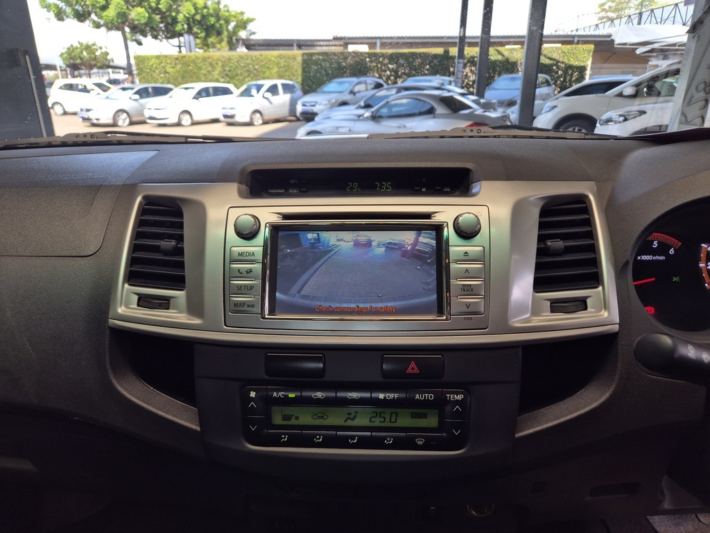 TOYOTA HILUX HILUX 3.0 D-4D HERITAGE R/B P/U D/C - 14