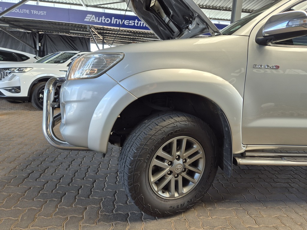 TOYOTA HILUX HILUX 3.0 D-4D HERITAGE R/B P/U D/C - 16