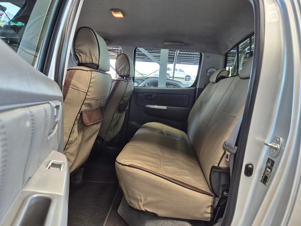 TOYOTA HILUX HILUX 3.0 D-4D HERITAGE R/B P/U D/C - 8