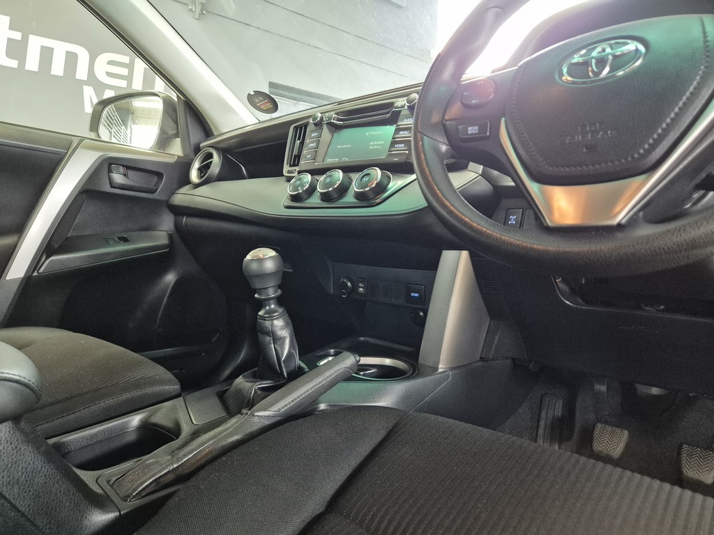 TOYOTA RAV 4 RAV4 2.2D-4D GX - 15