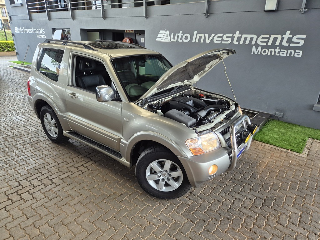 MITSUBISHI PAJERO PAJERO 3200 DI-D GLS SWB - 16