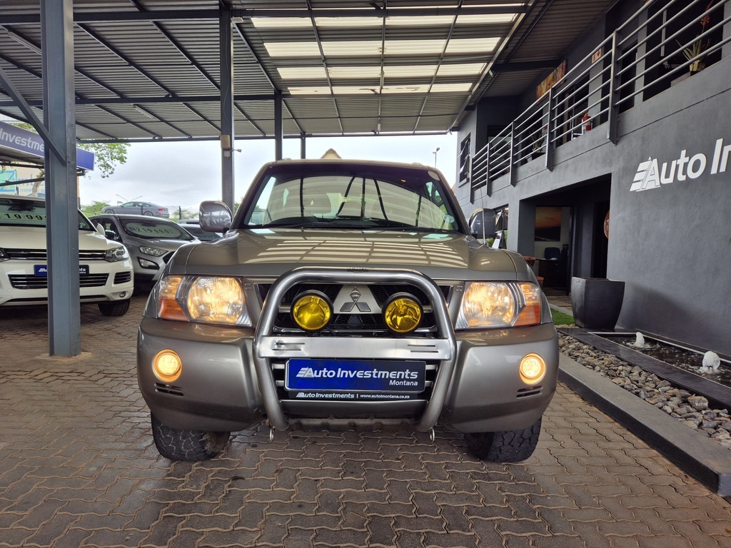 MITSUBISHI PAJERO PAJERO 3200 DI-D GLS SWB - 2