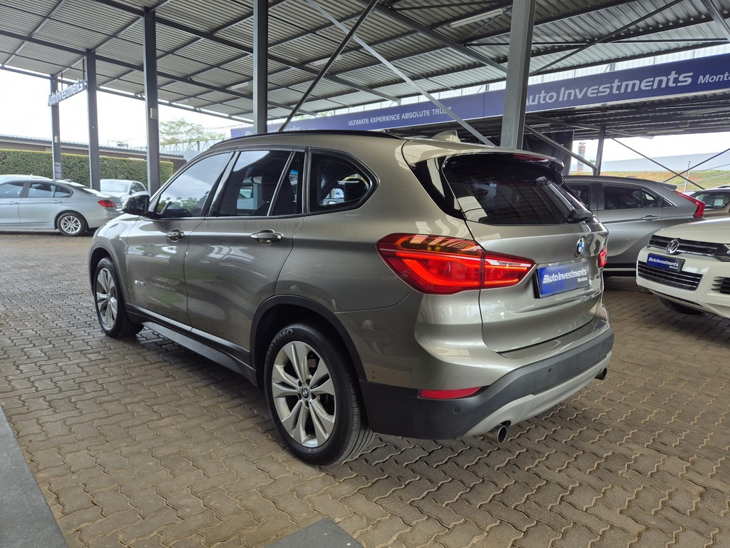 BMW X1 X1 sDRIVE20i  A/T (F48) - 4