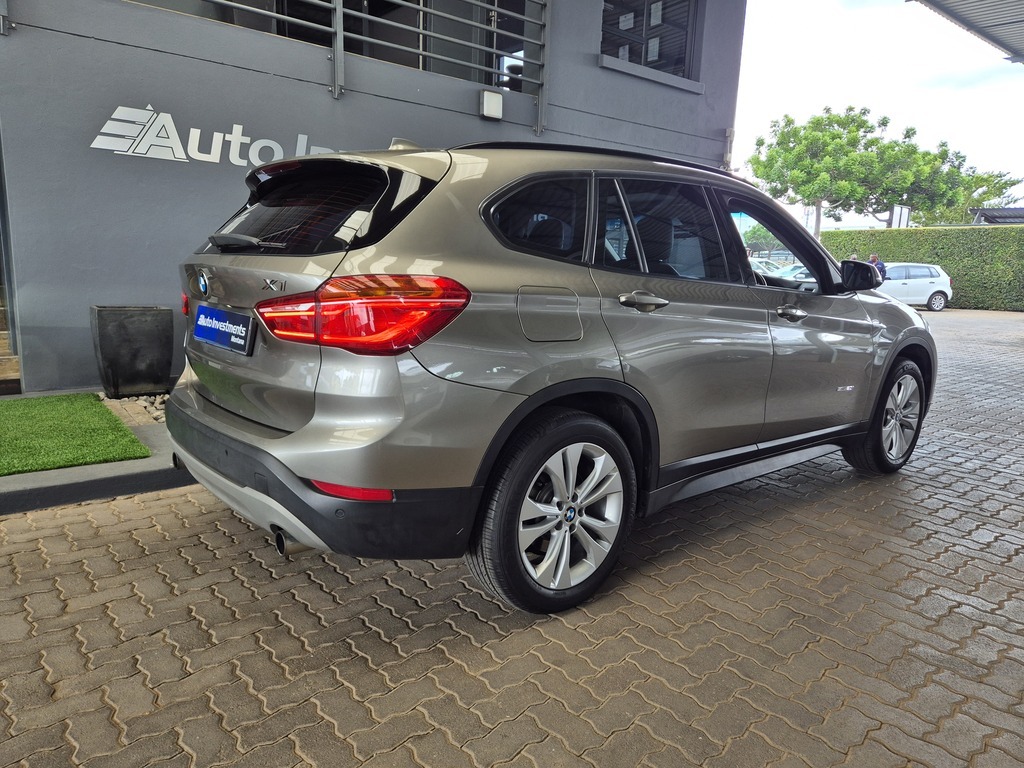 BMW X1 X1 sDRIVE20i  A/T (F48) - 5
