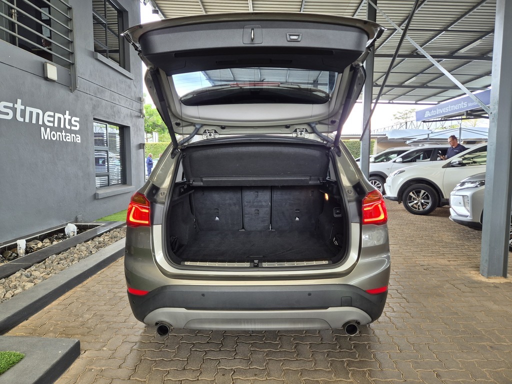 BMW X1 X1 sDRIVE20i  A/T (F48) - 6