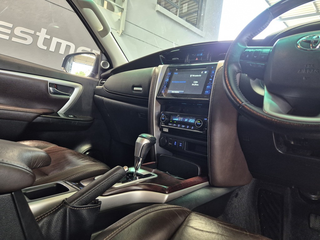 TOYOTA FORTUNER FORTUNER 2.8GD-6 R/B A/T - 16