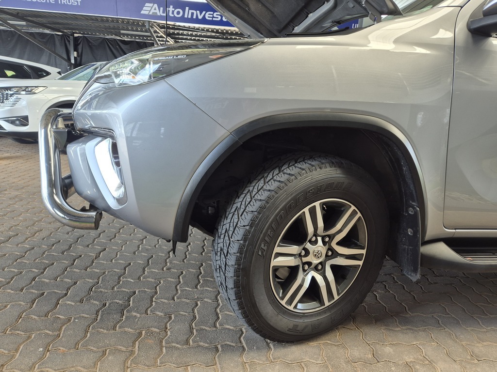 TOYOTA FORTUNER FORTUNER 2.8GD-6 R/B A/T - 17
