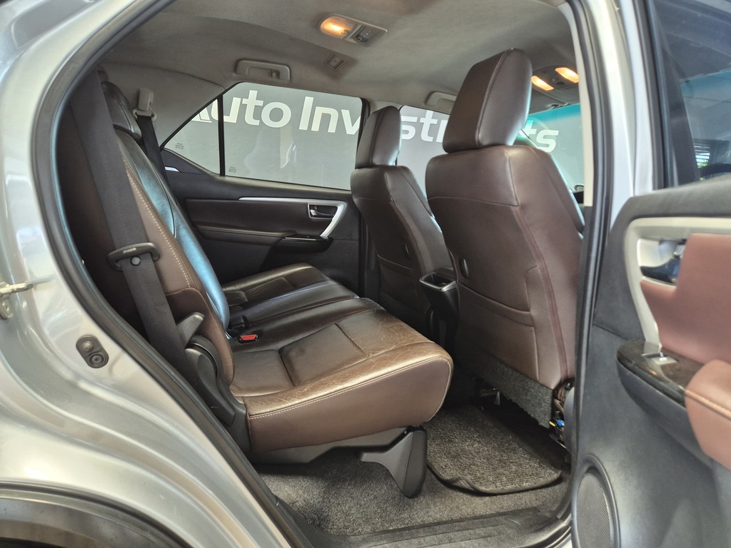 TOYOTA FORTUNER FORTUNER 2.8GD-6 R/B A/T - 7