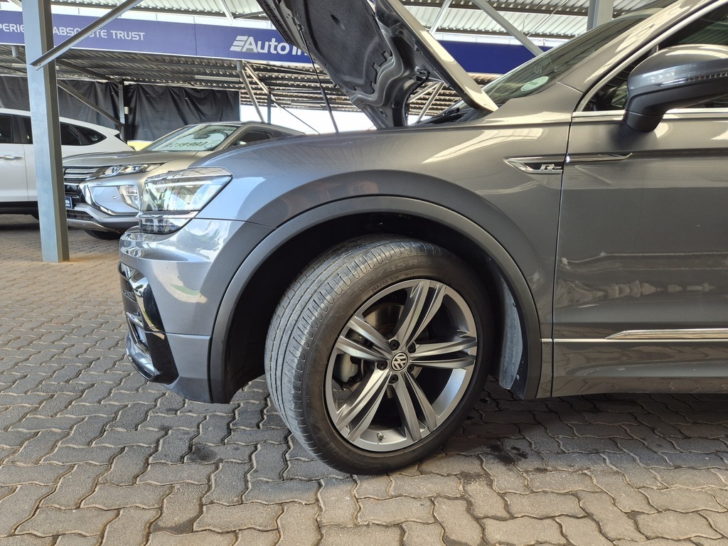 VOLKSWAGEN TIGUAN TIGUAN 1.4 TSI COMFORTLINE DSG (110KW) - 17