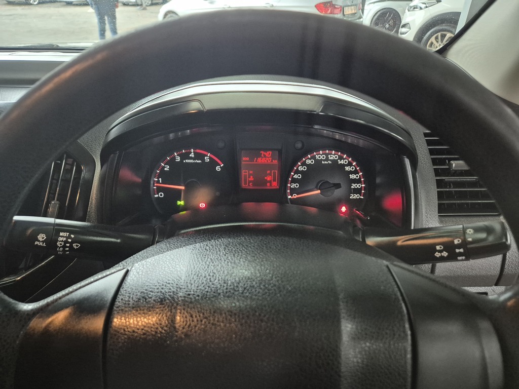 ISUZU D-MAX D-MAX 250C FLEETSIDE S/C P/U - 10