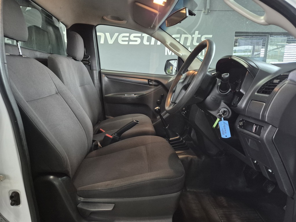 ISUZU D-MAX D-MAX 250C FLEETSIDE S/C P/U - 9