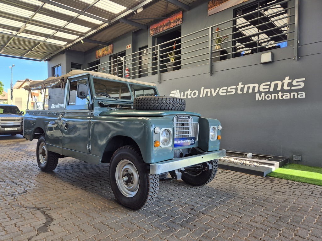 LAND ROVER 109 109in LWB 4 Cyl P/U S/C - 1