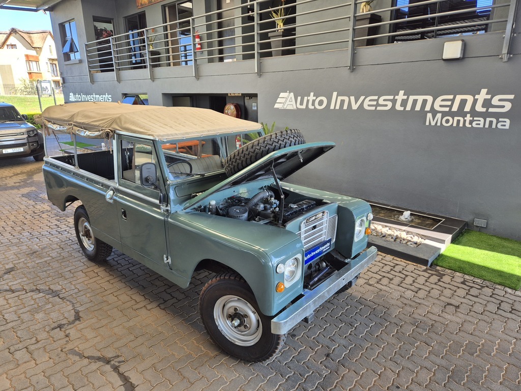 LAND ROVER 109 109in LWB 4 Cyl P/U S/C - 15