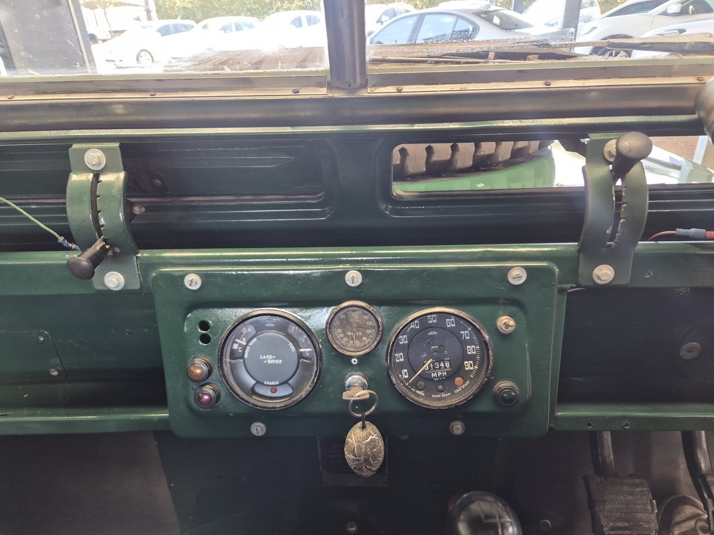 LAND ROVER 109 109in LWB 4 Cyl P/U S/C - 9