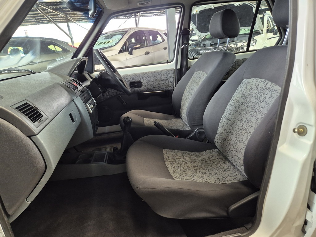 VOLKSWAGEN CITI TENACITI 1.4i - 10