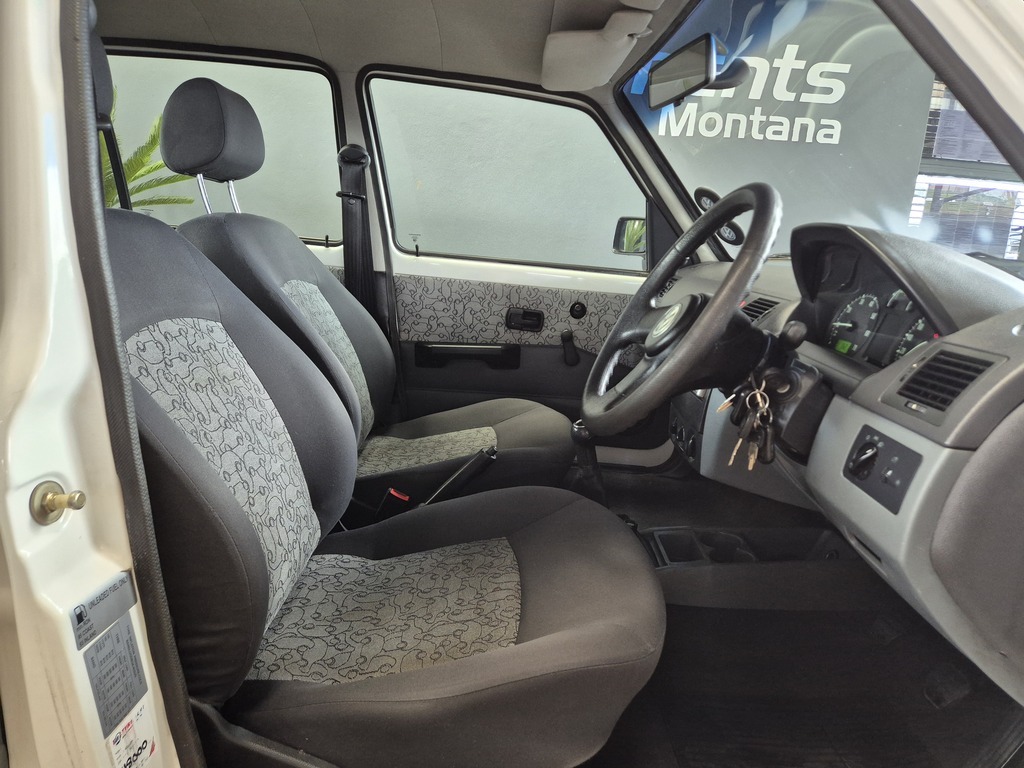 VOLKSWAGEN CITI TENACITI 1.4i - 11