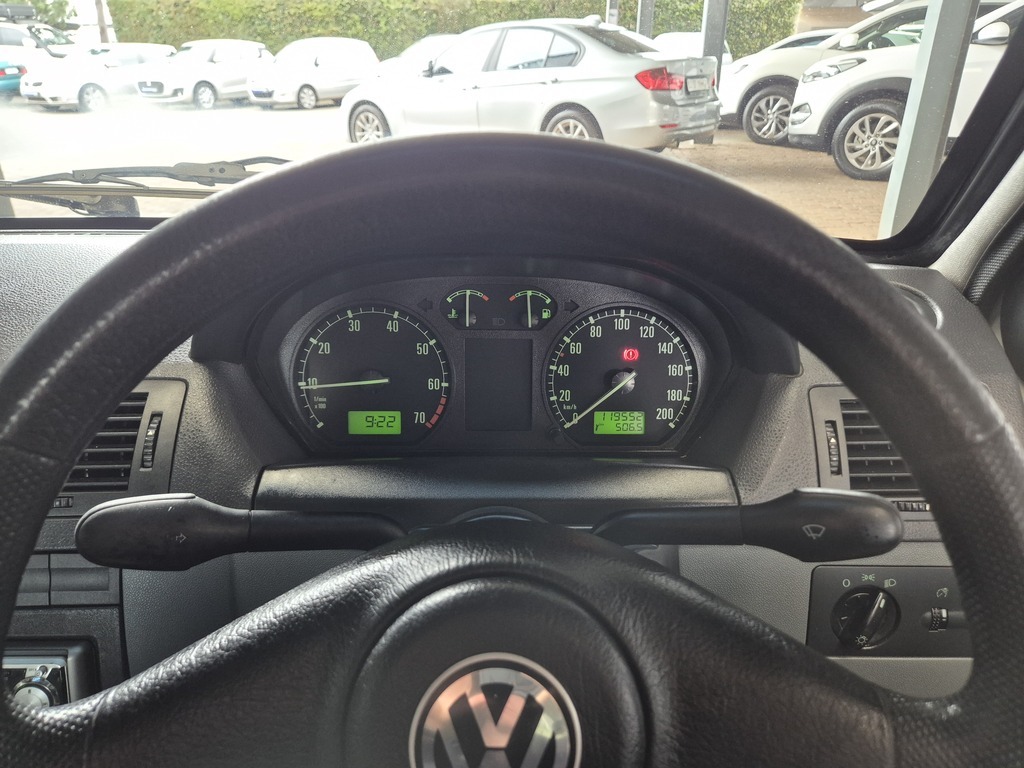 VOLKSWAGEN CITI TENACITI 1.4i - 12