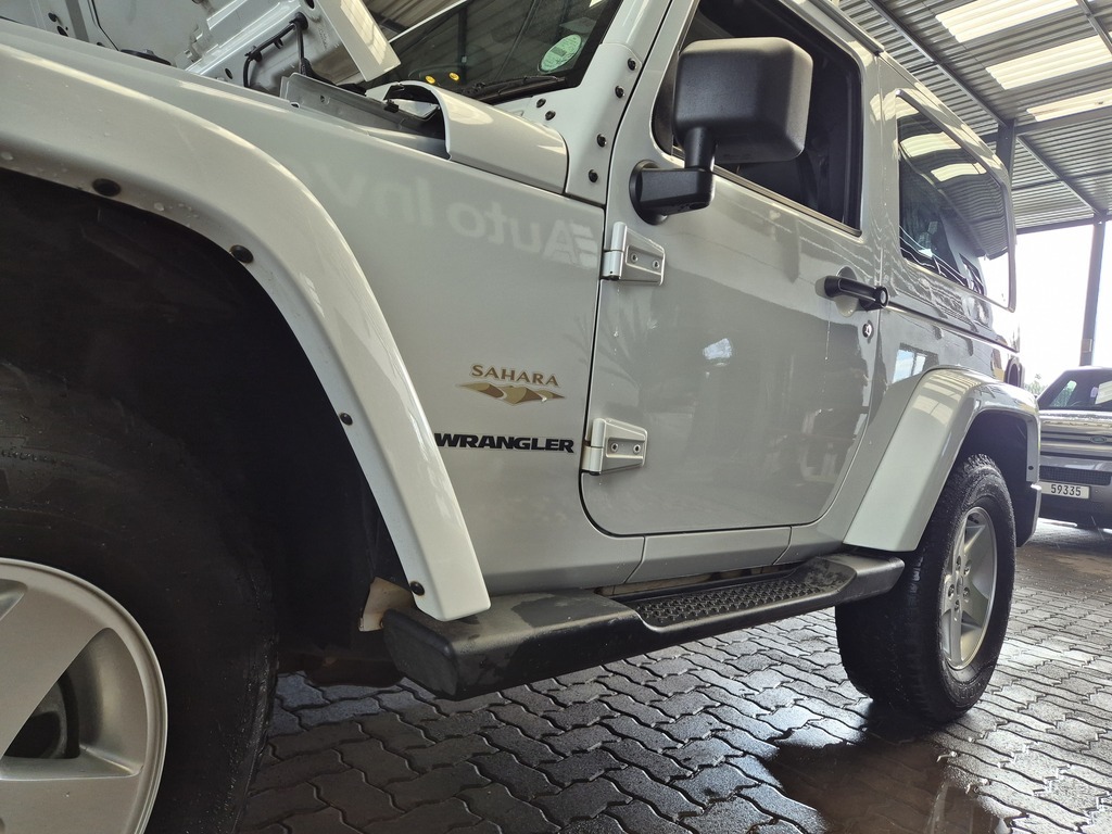 JEEP WRANGLER WRANGLER SAHARA 3.6L V6 A/T 2DR - 20
