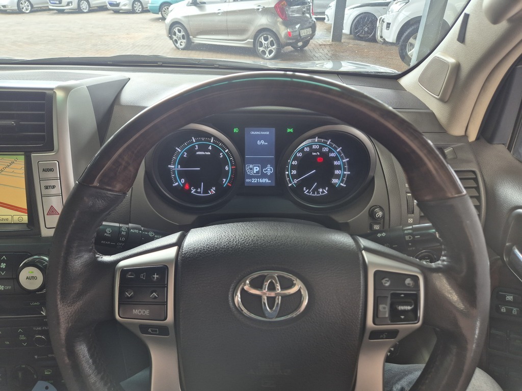 TOYOTA PRADO PRADO VX 4.0 V6 A/T - 13