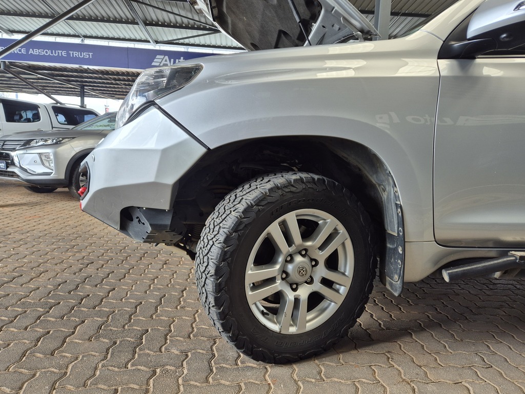 TOYOTA PRADO PRADO VX 4.0 V6 A/T - 19