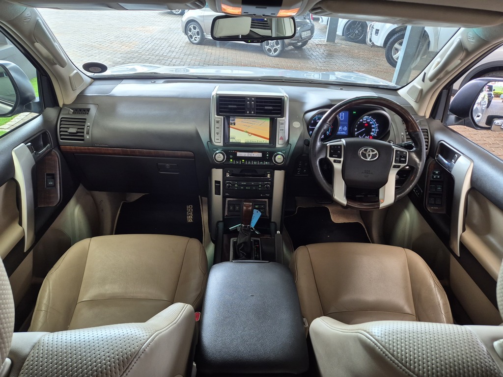 TOYOTA PRADO PRADO VX 4.0 V6 A/T - 9