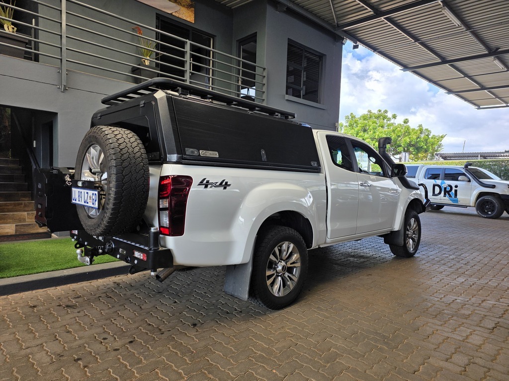 ISUZU D-MAX D-MAX 300 LX 4X4 E/CAB P/U - 5