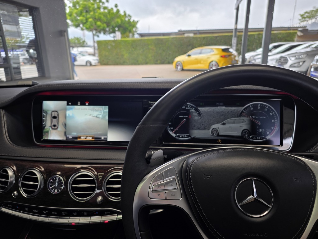 MERCEDES-BENZ S CLASS S 63 AMG - 17