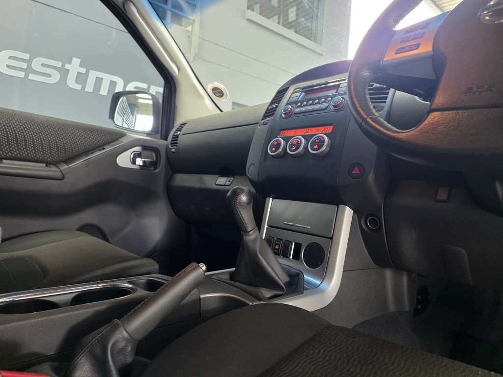 NISSAN NAVARA NAVARA 2.5 dCi LE P/U D/C - 16