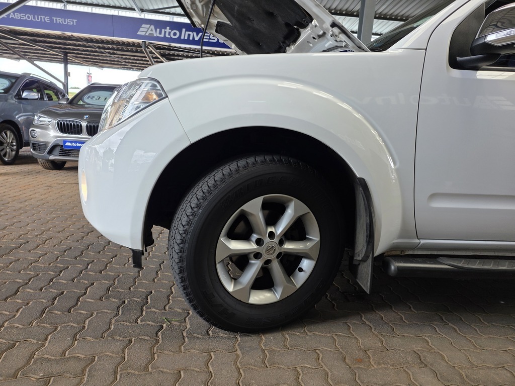 NISSAN NAVARA NAVARA 2.5 dCi LE P/U D/C - 17