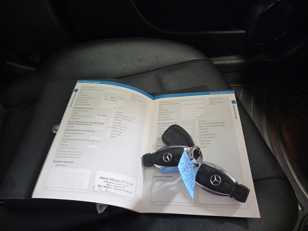 MERCEDES-BENZ C CLASS SEDAN C200 CDi  AVANTGARDE A/T - 13