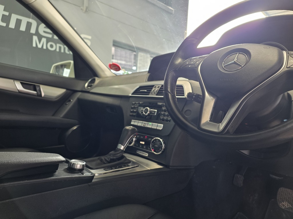 MERCEDES-BENZ C CLASS SEDAN C200 CDi  AVANTGARDE A/T - 15