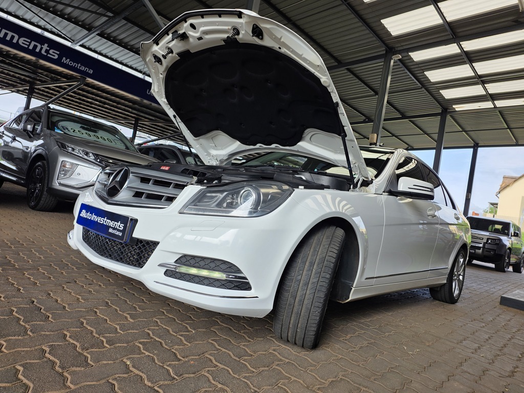 MERCEDES-BENZ C CLASS SEDAN C200 CDi  AVANTGARDE A/T - 17