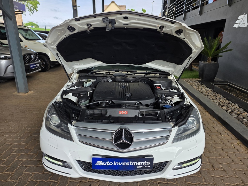 MERCEDES-BENZ C CLASS SEDAN C200 CDi  AVANTGARDE A/T - 18