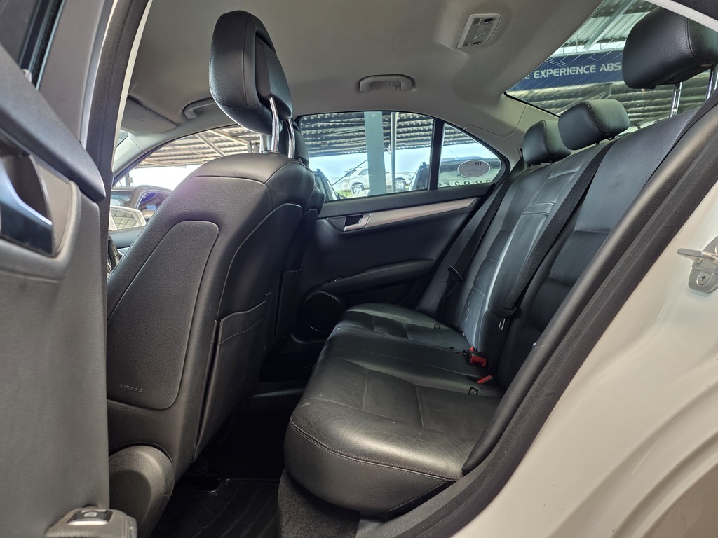 MERCEDES-BENZ C CLASS SEDAN C200 CDi  AVANTGARDE A/T - 8