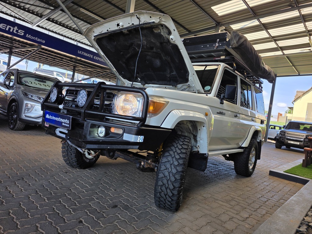 TOYOTA LAND CRUISER 70 LANDCRUISER 70 4.2D S/W - 17