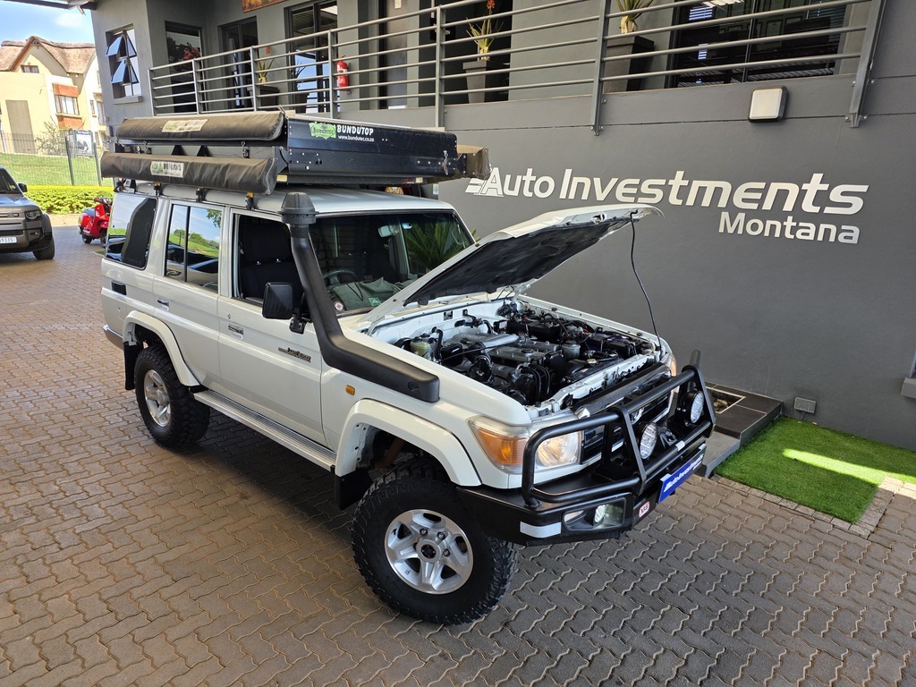 TOYOTA LAND CRUISER 70 LANDCRUISER 70 4.2D S/W - 19