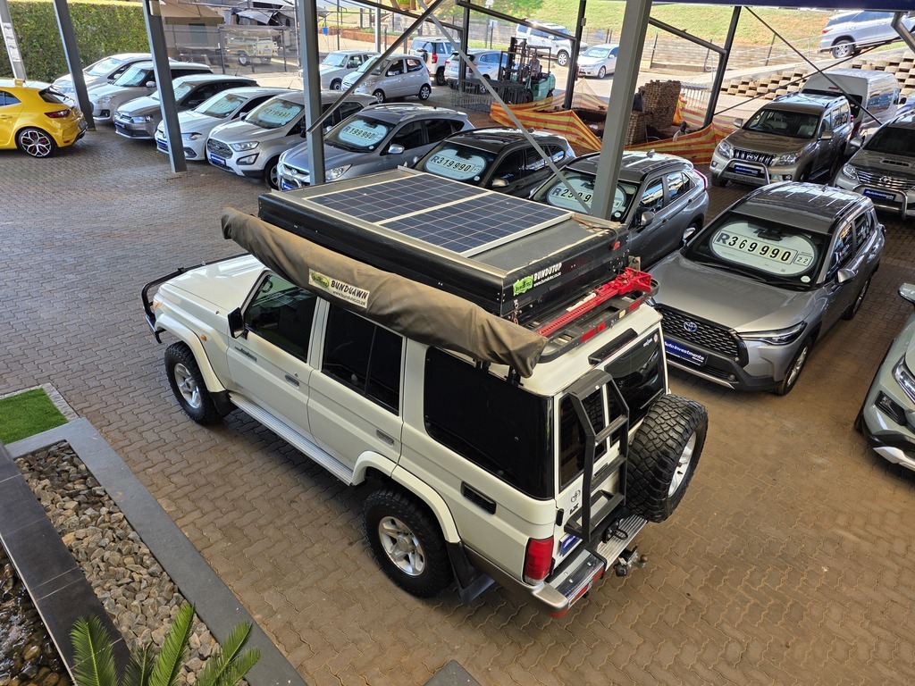 TOYOTA LAND CRUISER 70 LANDCRUISER 70 4.2D S/W - 6